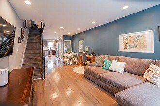 Building Photo - 2015 Titan St