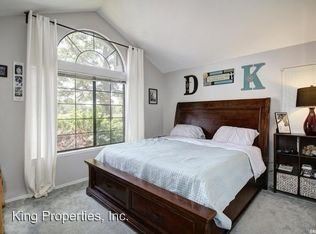 Building Photo - 2719 Lillard Dr