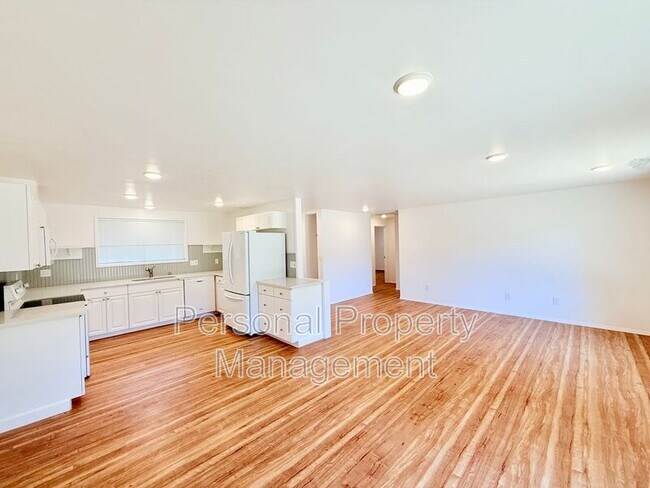 Foto del edificio - 15802 SE 14th St