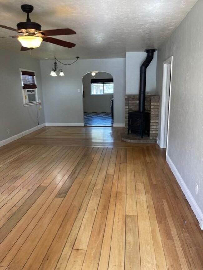 Building Photo - One of a kind Garden Tract home- Detached Garage