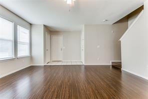 Building Photo - 611 W Walton Way