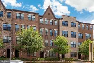 Building Photo - 20760 Wood Quay Dr
