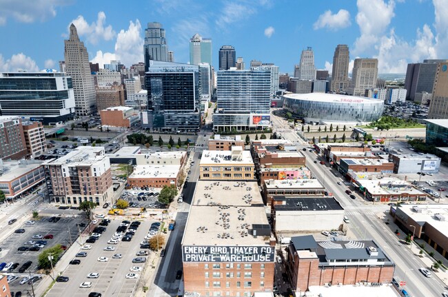 Foto del edificio - Emery Lofts