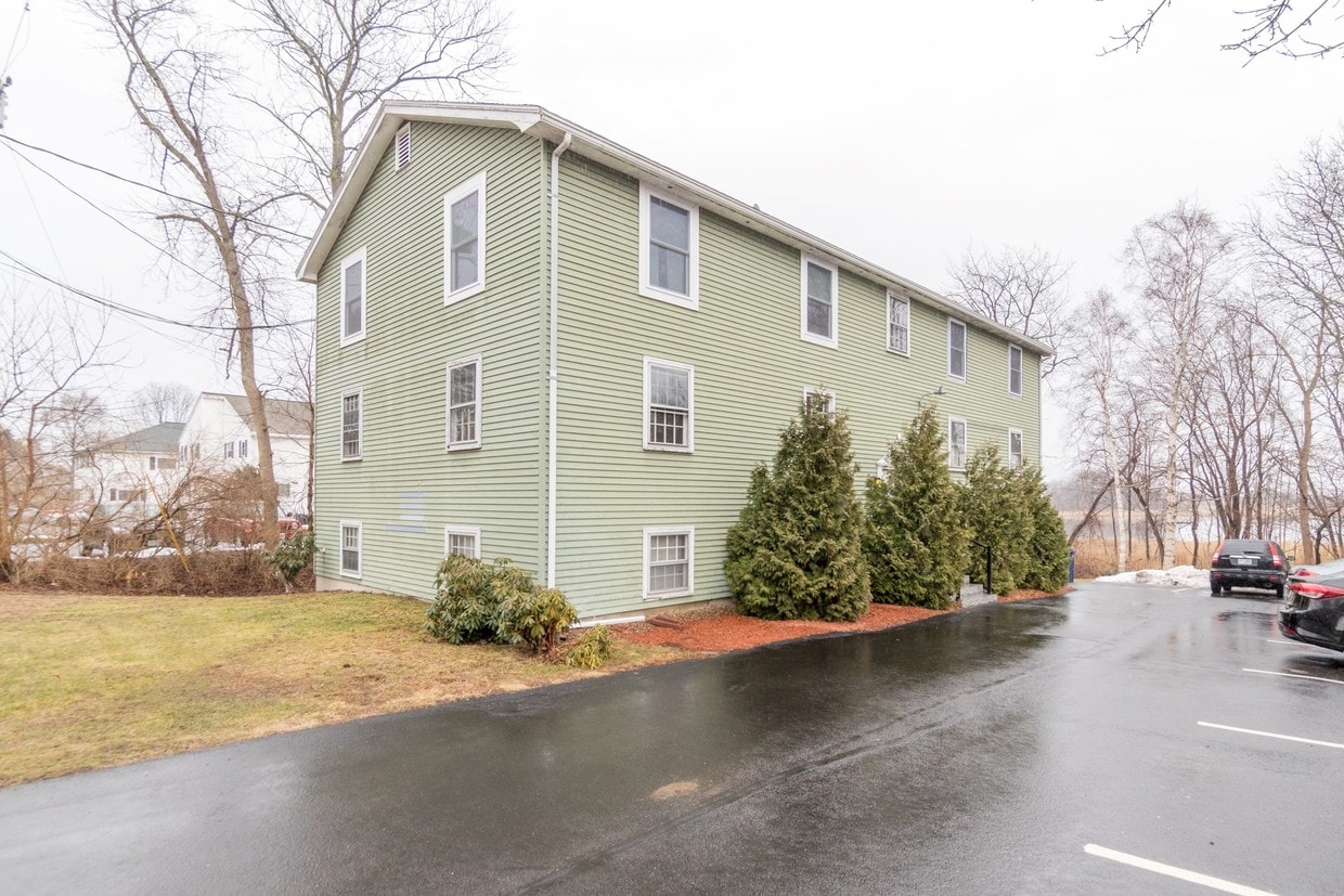 Primary Photo - 471 High St