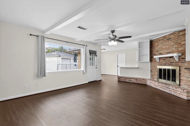 Foto del edificio - 6031 Rutherglenn Dr