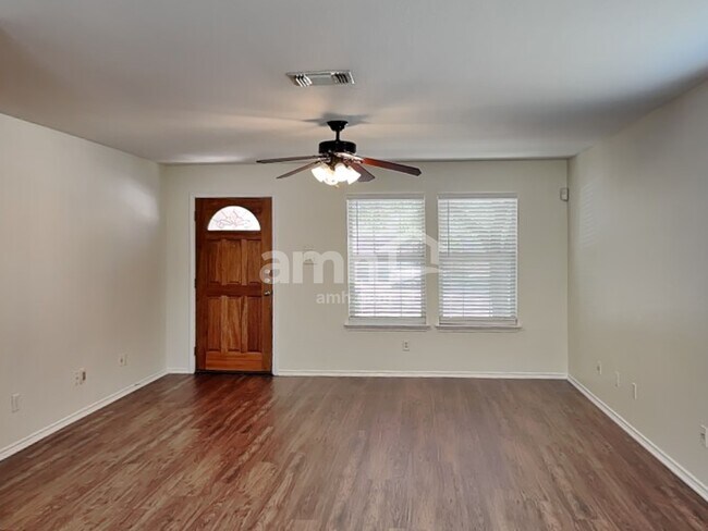 Building Photo - 8802 Mission Mdw