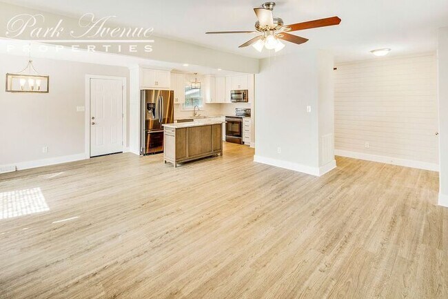 Building Photo - 8028 Nathanael Greene Ln