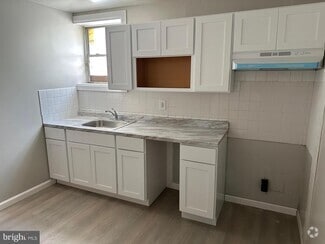 Building Photo - 2751 Germantown Ave