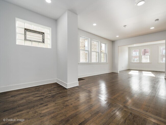 Building Photo - 1425 Grove Ave