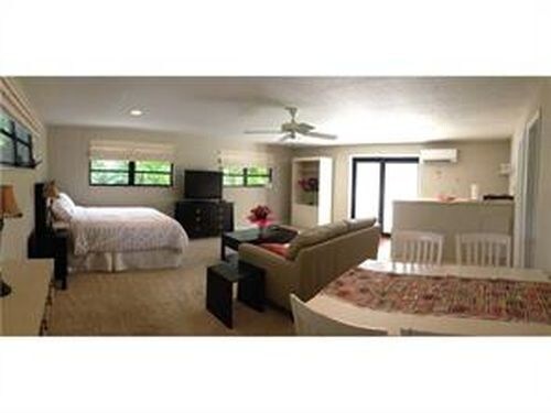 Foto del edificio - 9860 SW 140th St