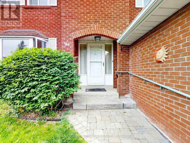 Building Photo - 94 Howlett Ave
