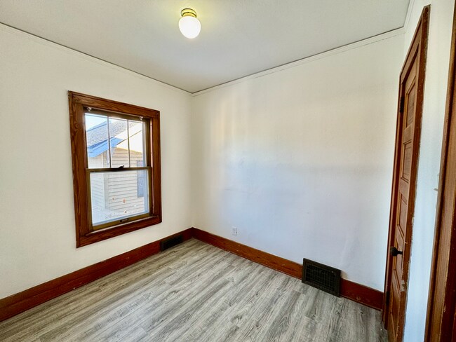 Dormitorio 2 - 2314 N 8th St