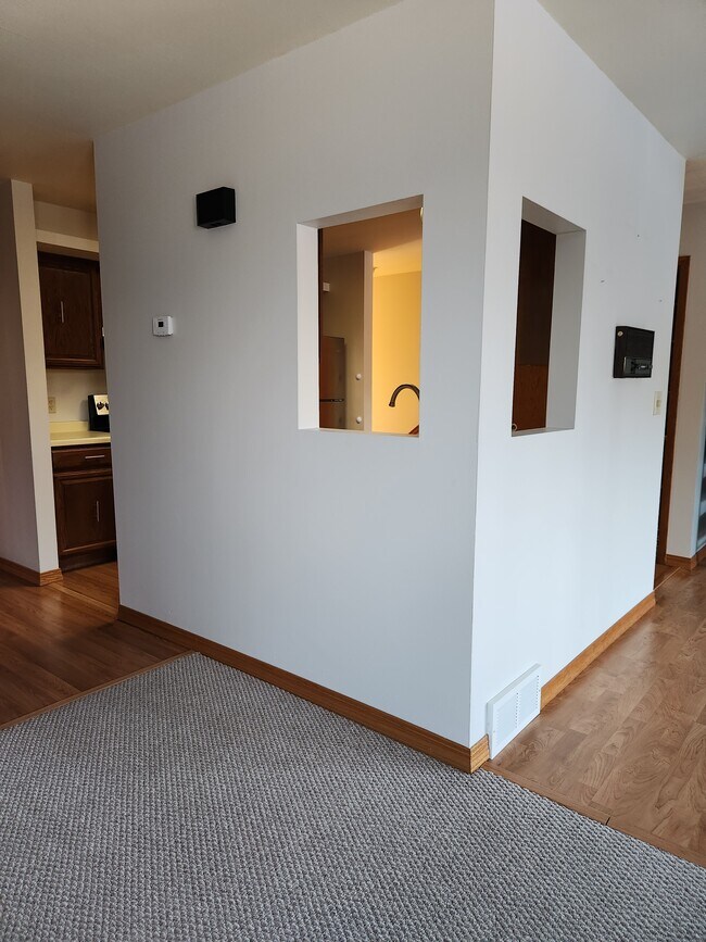 Building Photo - 6007 Eric St