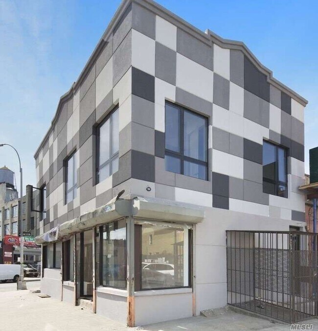 Foto del edificio - 2446 Dean St