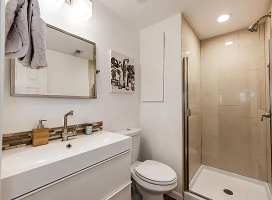 Building Photo - 5011 S Espana Ct