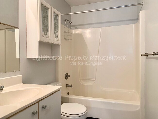 Foto del edificio - 1324 S Hanover St
