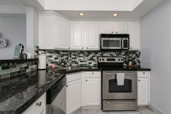 Foto del edificio - 3700 Galt Ocean Dr