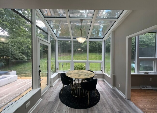 Foto del edificio - Spacious Single-Family Rental Home in Convenient Cincinnati Location