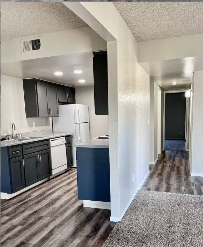 Interior Photo - Burgundy House Apartments