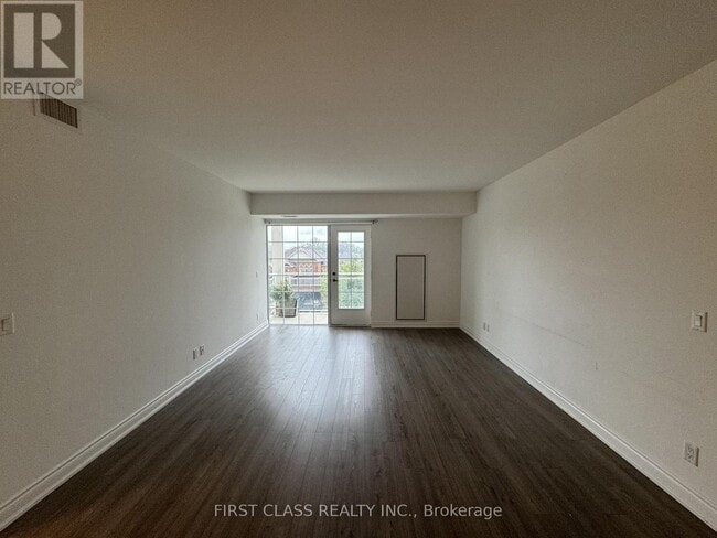 Building Photo - 21 Brookhouse Dr