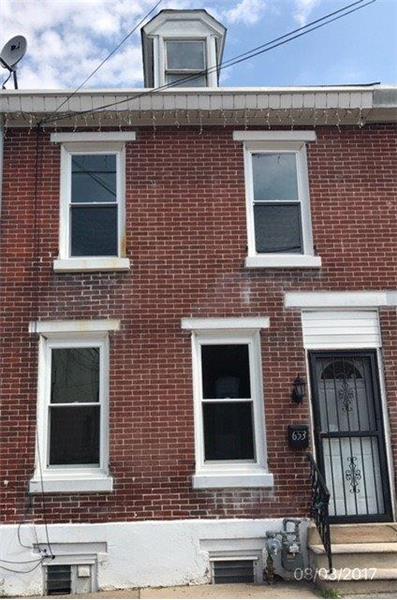 Primary Photo - 653 E Moore St