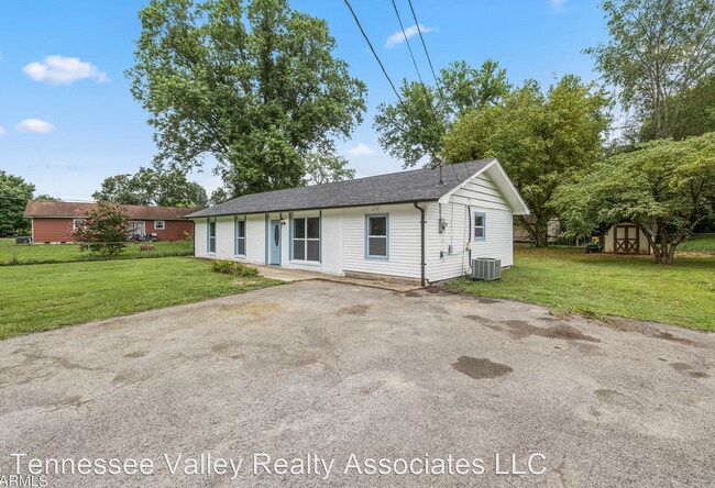 Building Photo - 4 br, 2 bath House - 1913 Robinson Rd