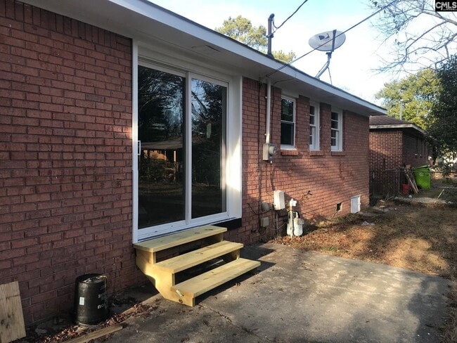 Building Photo - 3604 Traveler Ln