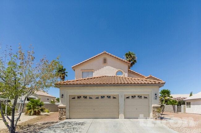 Building Photo - 229 Paradise Bird St