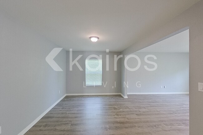 Foto del edificio - 1124 Ware Ave
