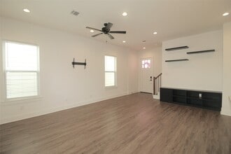 Building Photo - 1218 Mcneil St