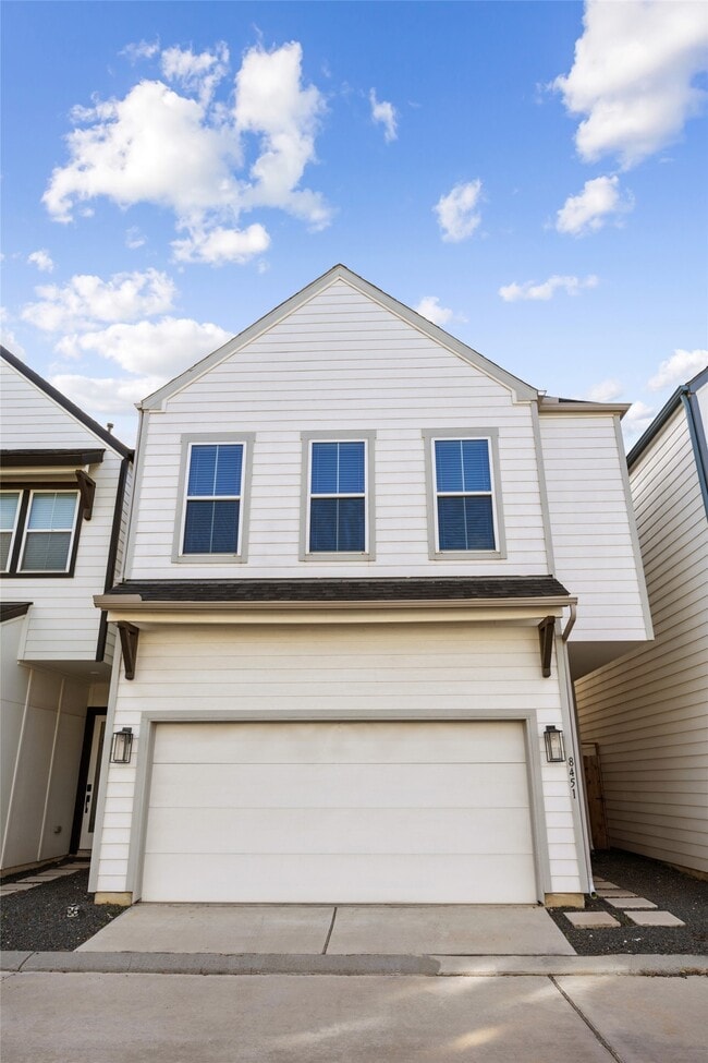 Building Photo - 8451 Berry Brush Ln