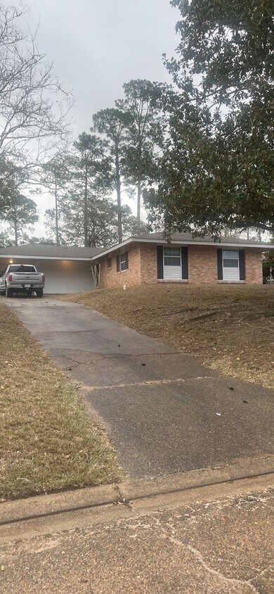 Foto principal - 418 Parkview Ave