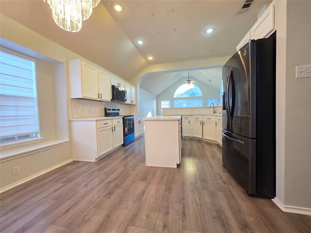 Foto del edificio - 3124 Nighthawk Ln