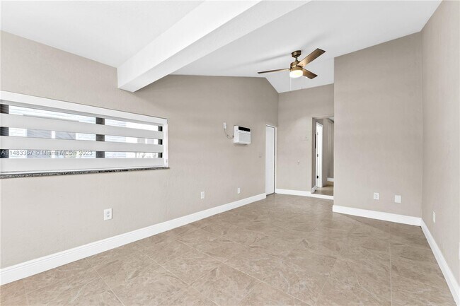 Building Photo - 157 Curtiss Pkwy