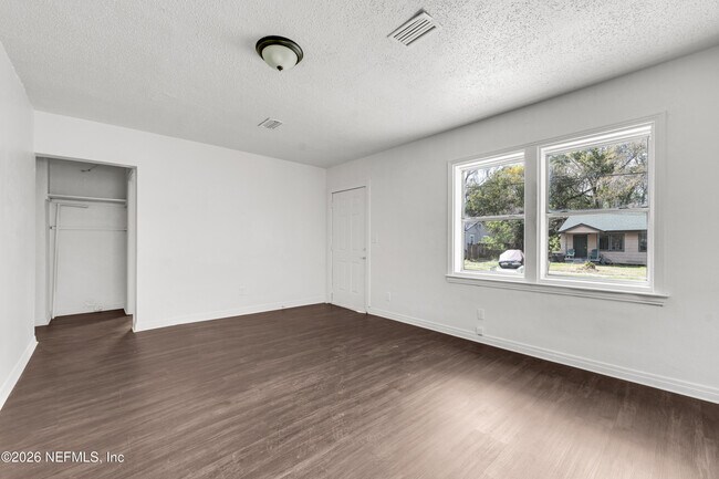 Foto del edificio - 1227 Dena St