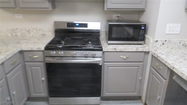 Foto del edificio - 5844 Willard St