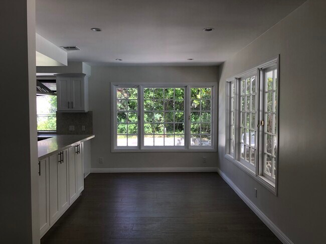 comedor - 22746 Mulholland Dr