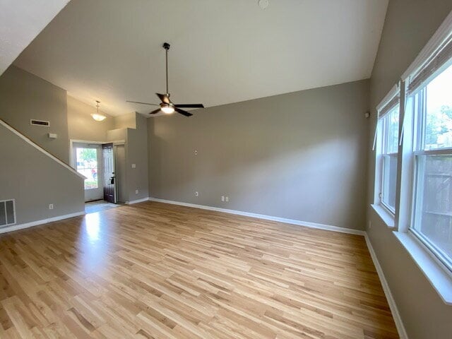 Building Photo - Welcome home to this stunning 3-bedroom, 2.5-bath residence in the desirable Meridian Place neigh...