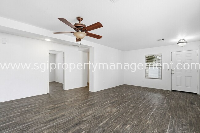 Foto del edificio - 714 East Michigan Ave