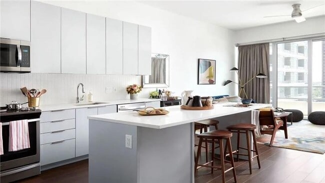 Foto del edificio - 2976 Blackburn St