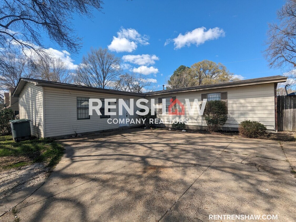 Primary Photo - Text the Leasing Team at 901-820-4367 to S...