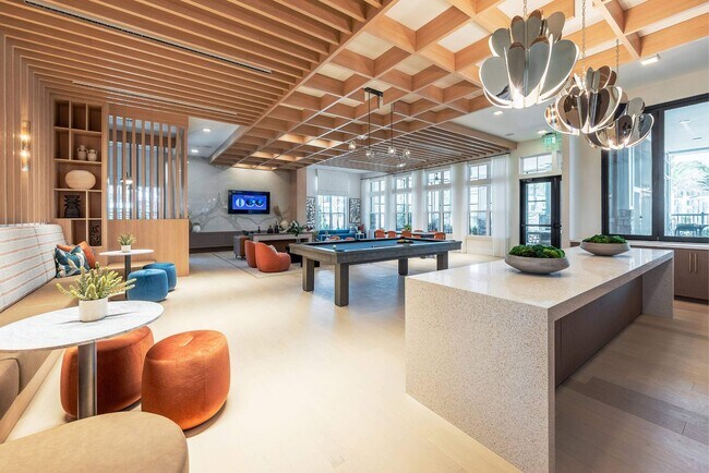 Building Photo - Alta Citron