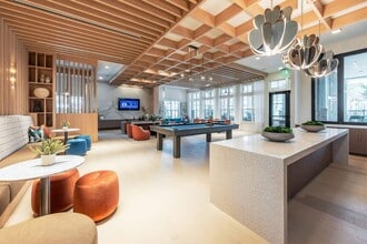 Building Photo - Alta Citron