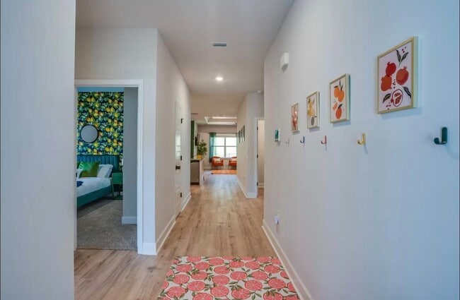 Foto del edificio - 2035 Hansel Hl Dr