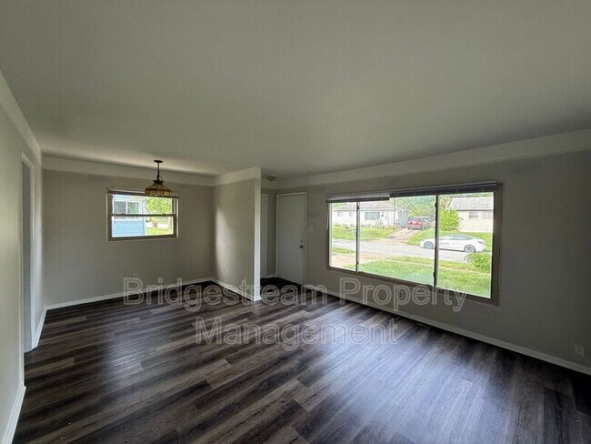 Foto del edificio - 408 Towanda Cir
