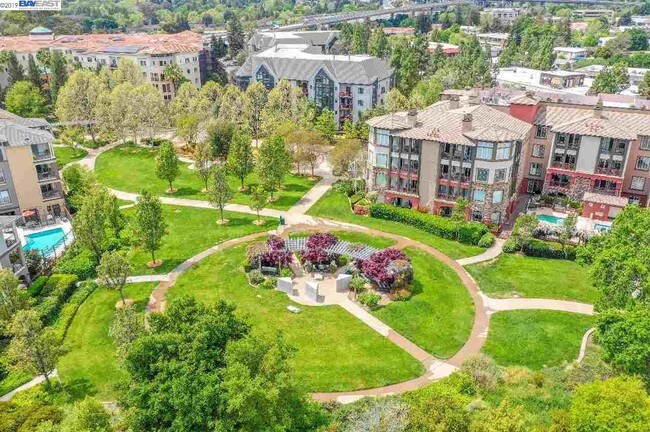 Foto del edificio - 1315 Alma Ave