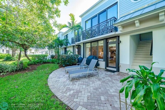 Building Photo - 1620 S Ocean Ln