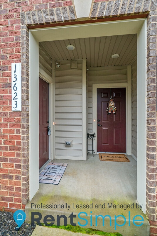 Foto del edificio - 13623 Rockingham Ln