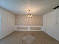 1054 Gallen Ct