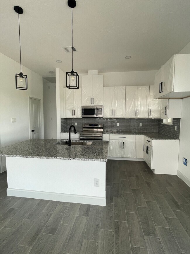 Foto del edificio - 1610 Rd 5729